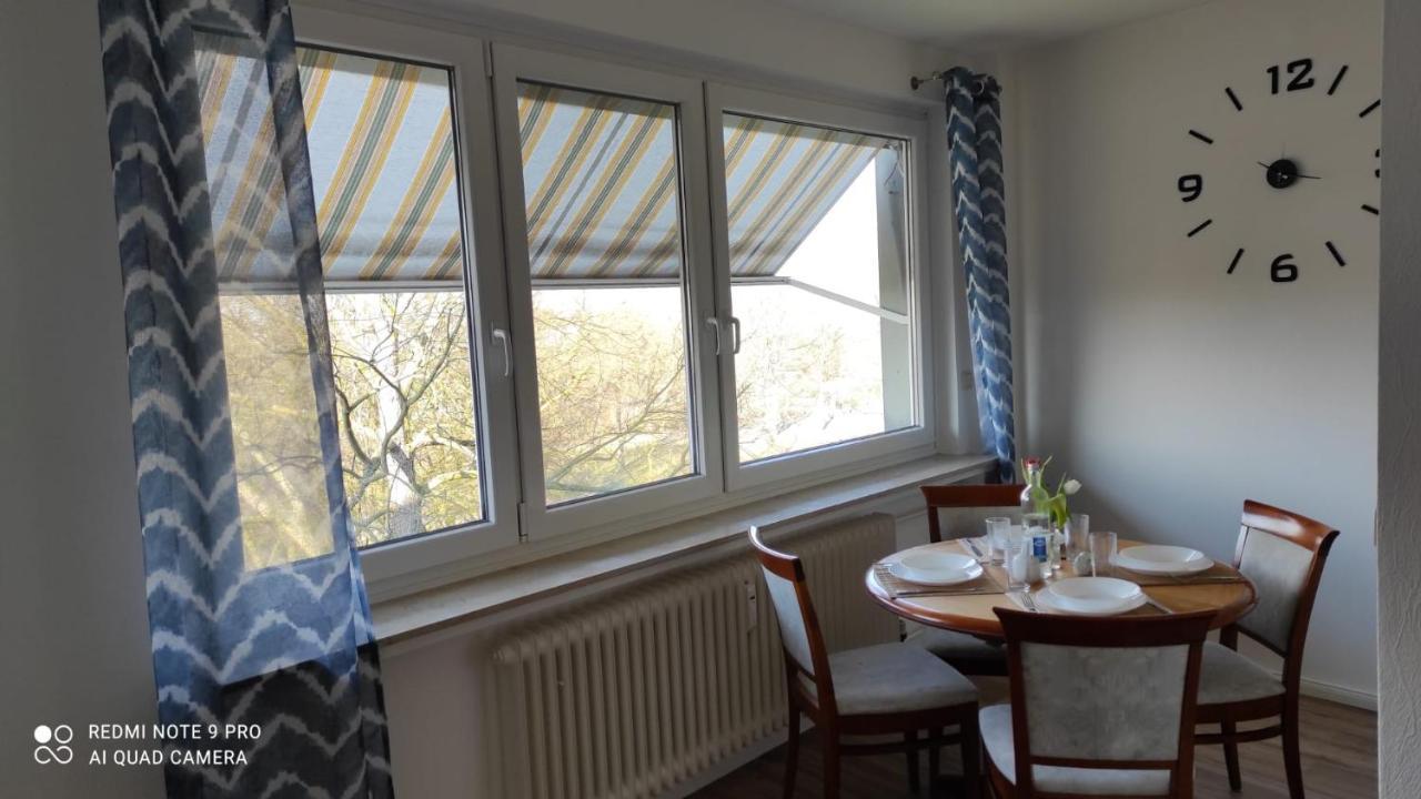 Schoene Und Gemuetliche Wohnung Bremen Exterior foto